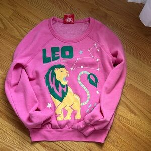Pink Leo Sweatshirt with Lion Graphic anthropology.